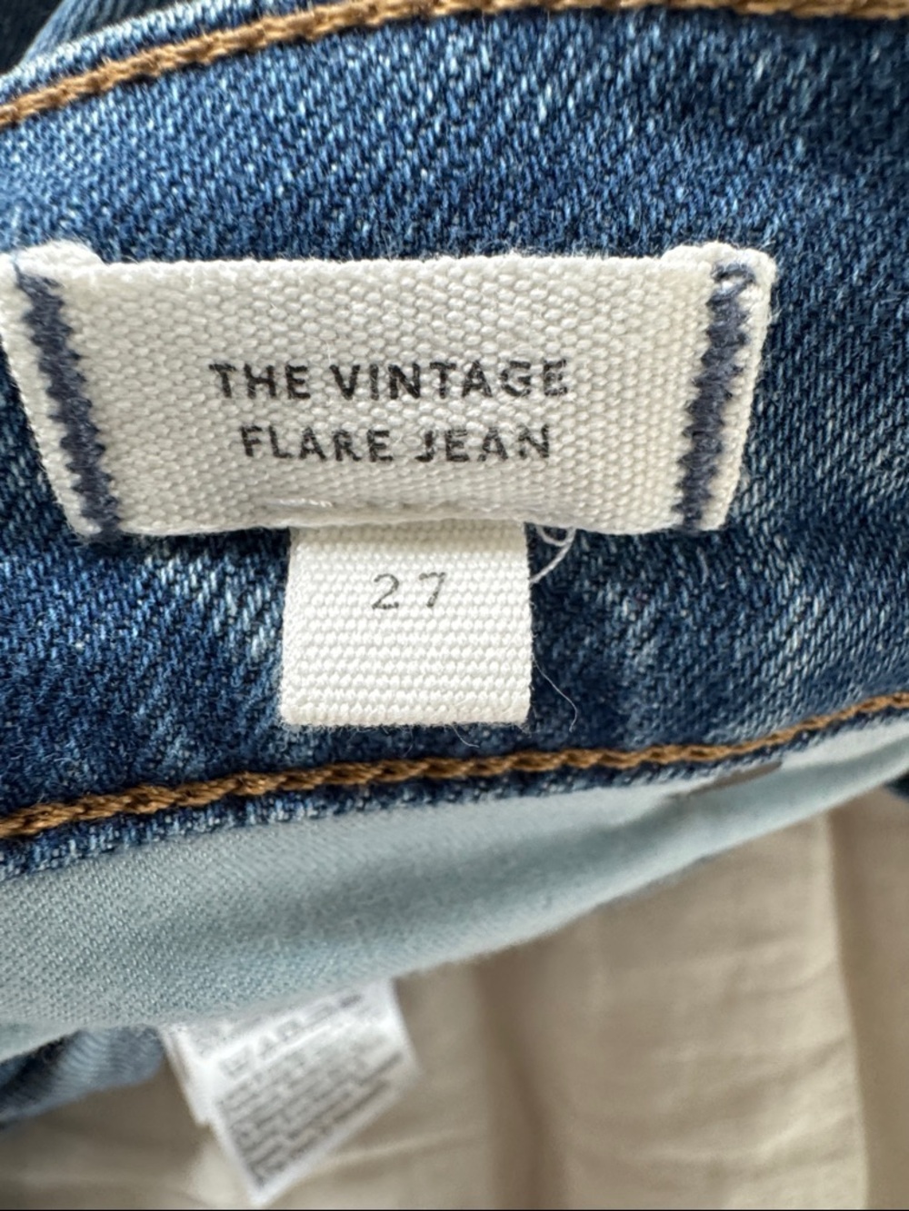 Madewell Vintage Flare Jeans in Faded Blue - Picture 4 of 5